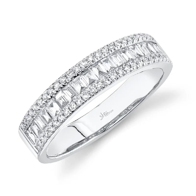 0.55CT DIAMOND BAGUETTE BAND SC55004917